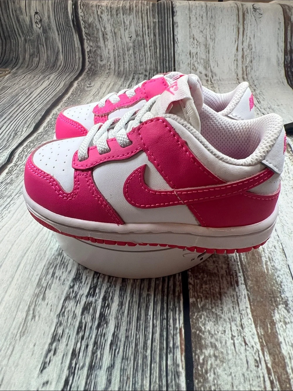 Nike Toddler Dunk Low Sneakers White & Hyper Pink – Size 6C